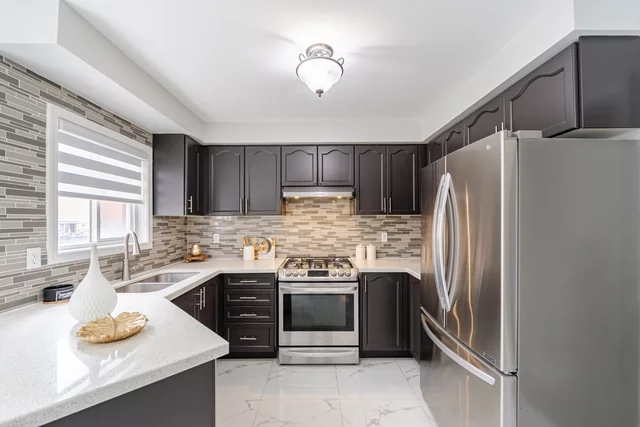 47 Saddleback Square, Brampton - photo 17