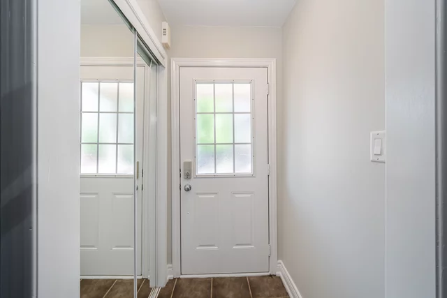 713 Ambroise Crescent, Milton - photo 9