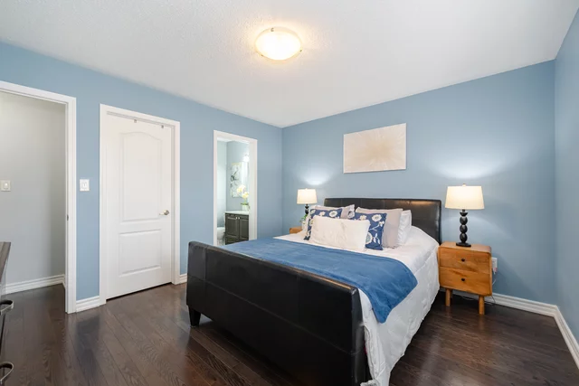 713 Ambroise Crescent, Milton - photo 25