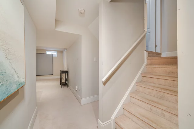 713 Ambroise Crescent, Milton - photo 36
