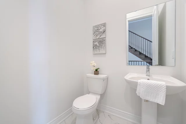 6 Fair Winds Lane, East Gwillimbury - photo 52