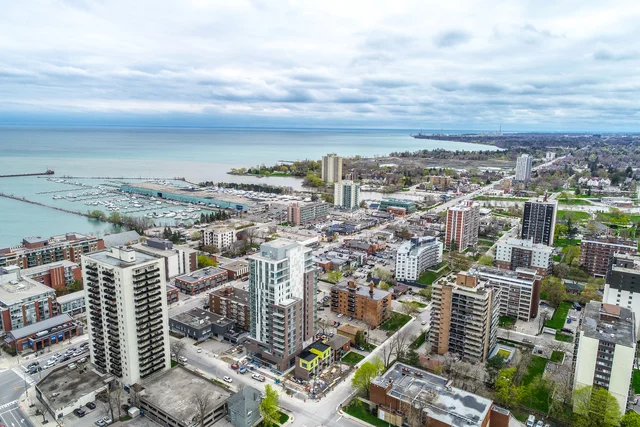 #404-8 Ann Street, Mississauga - photo 4