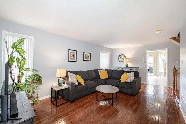 26 Peachleaf Crescent, Brampton - photo 8