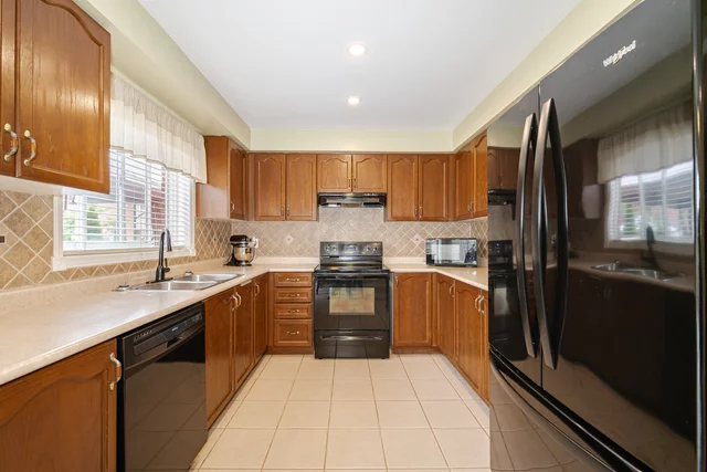 26 Peachleaf Crescent, Brampton - photo 11