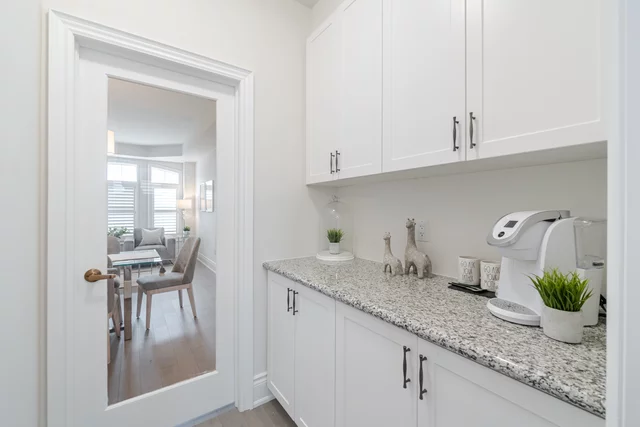 31 Golden Hawk Drive, Hamilton - photo 20