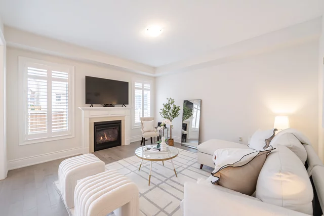 31 Golden Hawk Drive, Hamilton - photo 27