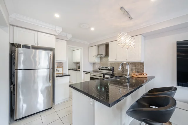 92 Vanhorne Close, Brampton - photo 13