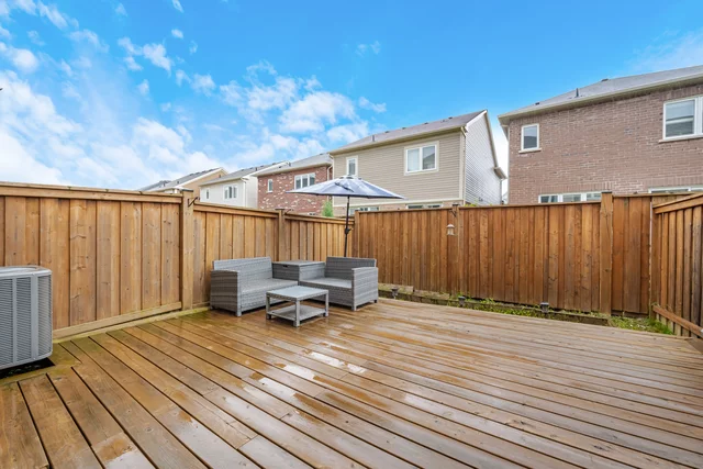 92 Vanhorne Close, Brampton - photo 38