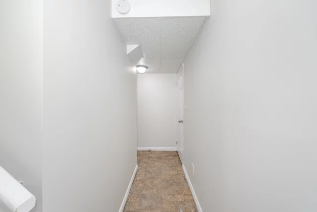 36 Poplar Crescent, Welland - photo 31