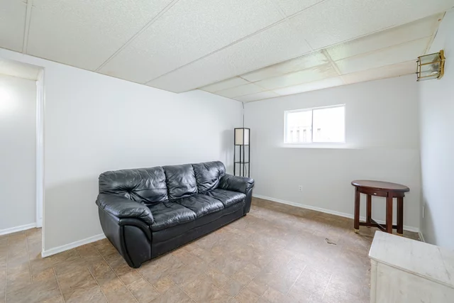 36 Poplar Crescent, Welland - photo 33