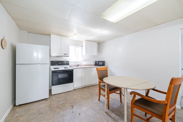 36 Poplar Crescent, Welland - photo 35