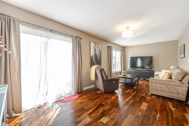 644 Marks Street, Milton - photo 10