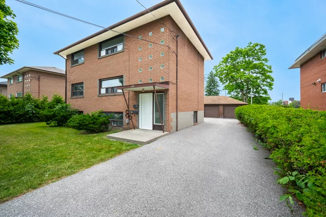 349 Frontenac Avenue, Oshawa - photo 5