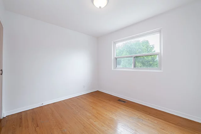 349 Frontenac Avenue, Oshawa - photo 23
