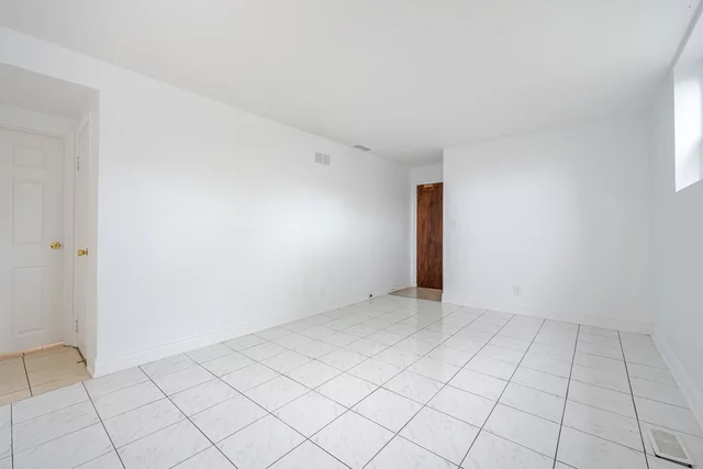 349 Frontenac Avenue, Oshawa - photo 55