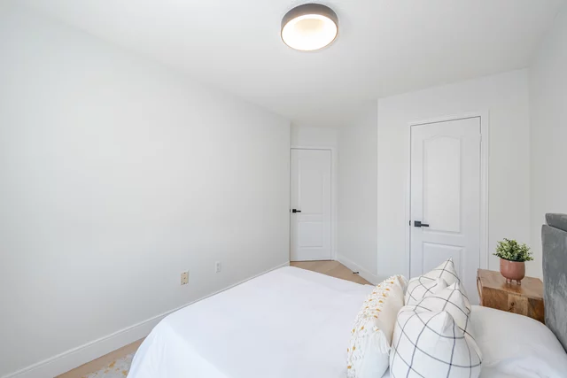 107 Hawker Road, Maple - photo 47