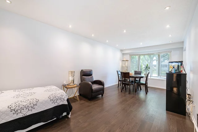 2230 Buttonbush Cres, Mississauga - photo 8