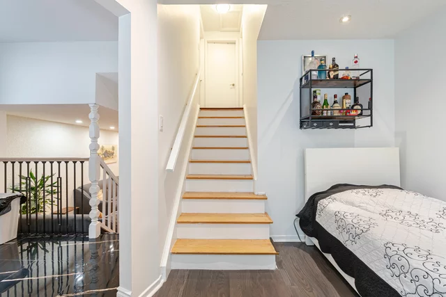 2230 Buttonbush Cres, Mississauga - photo 13