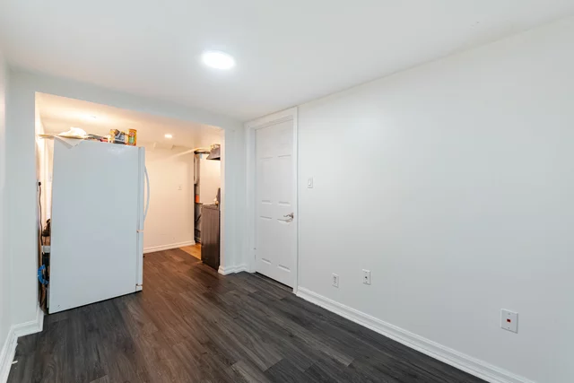 2230 Buttonbush Cres, Mississauga - photo 35