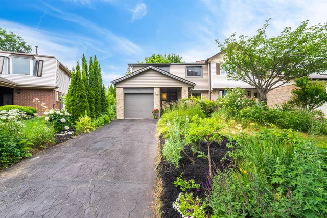 1867 Cricket Lane, Pickering - photo 2
