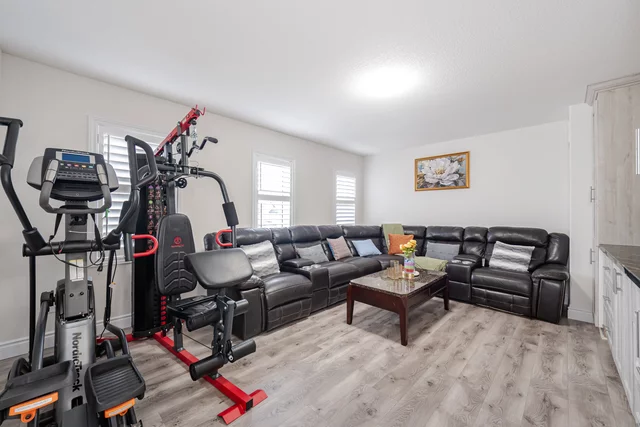 55 Netherwood Road, Kitchener - photo 34