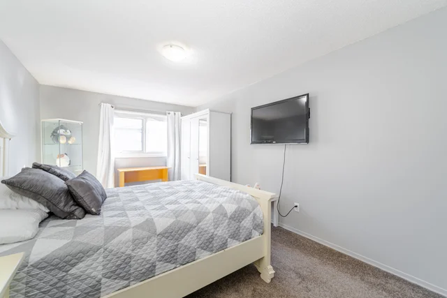 82 Laurier Avenue, Milton - photo 50
