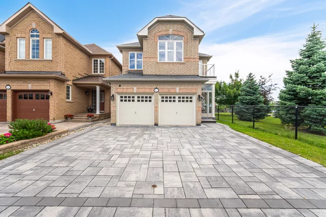 3265 Cabano Crescent, Mississauga - photo 2