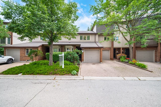 #59-1200 Walden Circle, Mississauga - photo 2