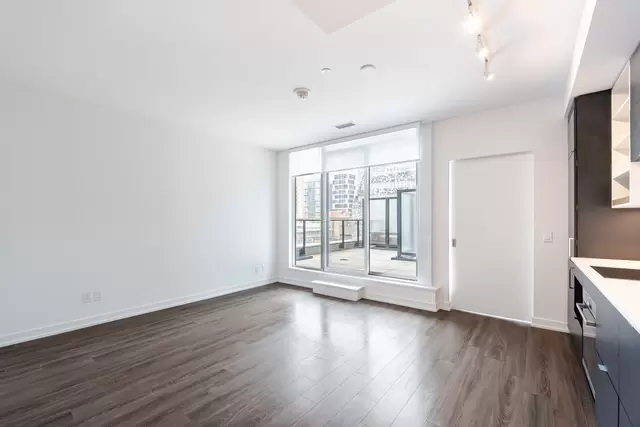 #518-20 Edward Street, Toronto - photo 11
