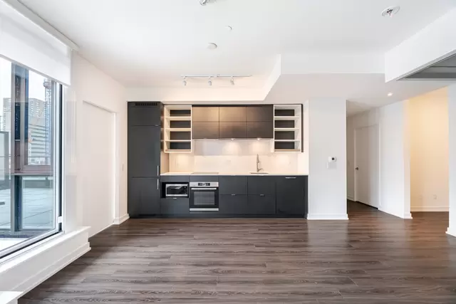 #518-20 Edward Street, Toronto - photo 17