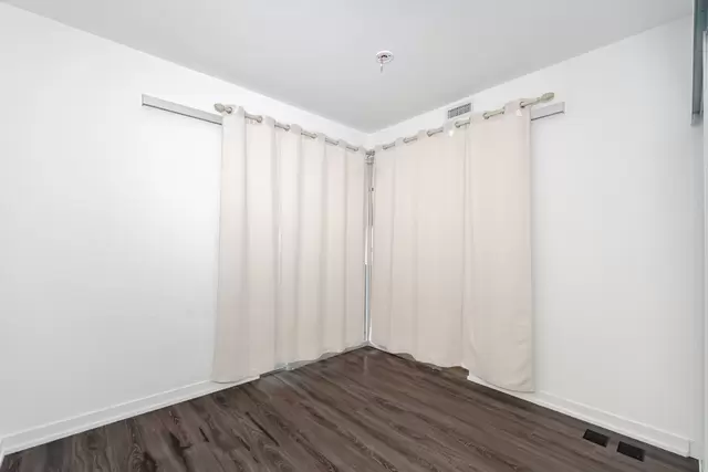 #518-20 Edward Street, Toronto - photo 28