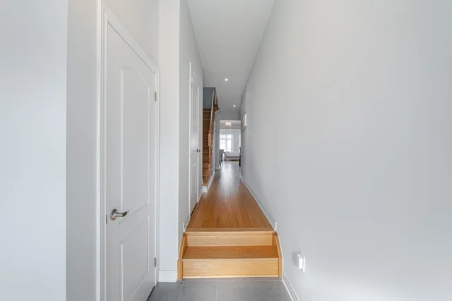 49 Walter Proctor Road, East Gwillimbury - photo 6