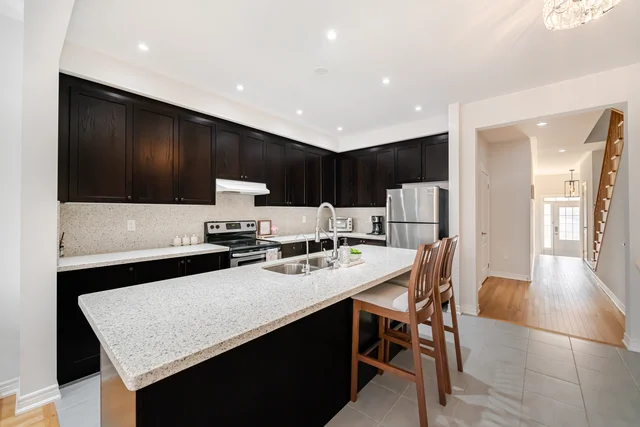 49 Walter Proctor Road, East Gwillimbury - photo 7