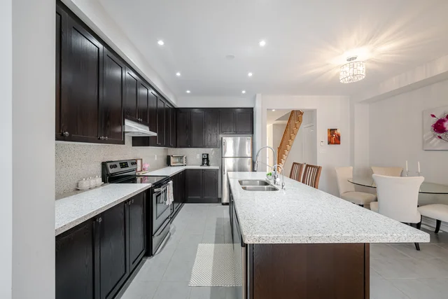 49 Walter Proctor Road, East Gwillimbury - photo 9
