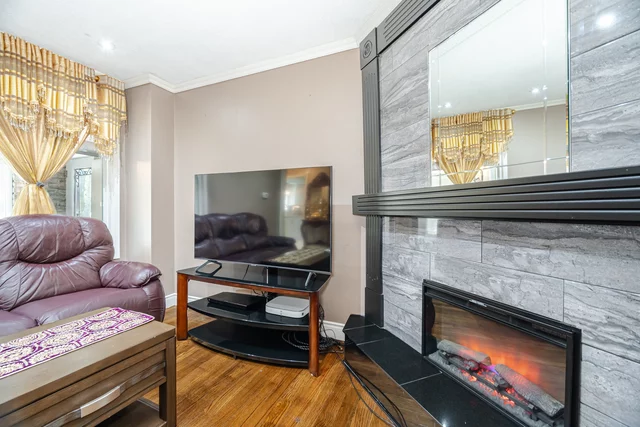 4365 Forest Fire Ln, Mississauga - photo 11