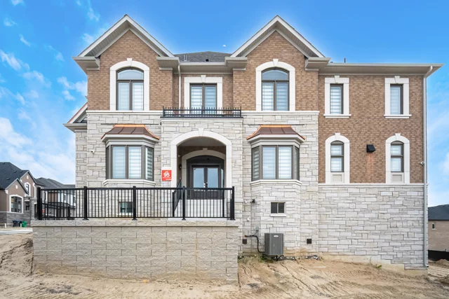 76 James Walker Avenue, Caledon - photo 1
