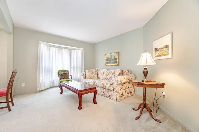 21 Grantown Avenue, Scarborough - photo 8
