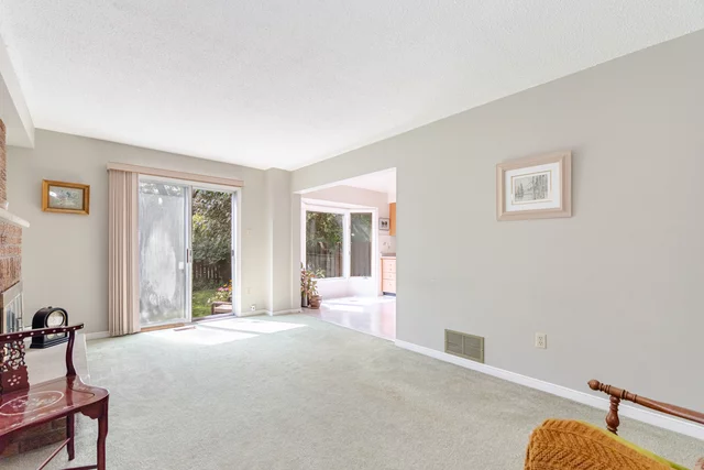 21 Grantown Avenue, Scarborough - photo 15