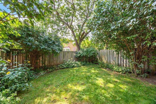 21 Grantown Avenue, Scarborough - photo 37