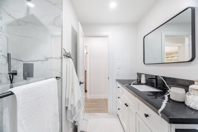 351 Lynn Place, Oakville - photo 35