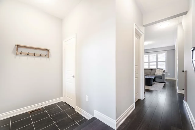 127 Holbrook Court, Milton - photo 14