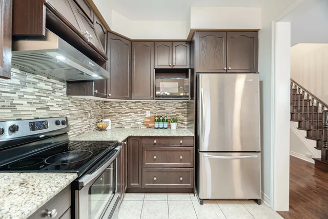 2461 Grand Oak Trail, Oakville - photo 20