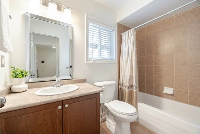 2461 Grand Oak Trail, Oakville - photo 35