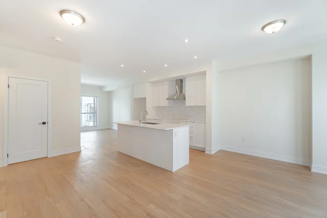 18 Mariner’s Pier Way, Orillia - photo 9
