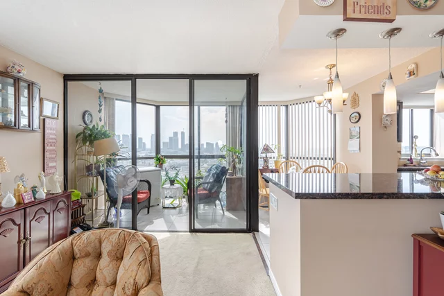 #1707-4235 Sherwoodtowne Boulevard, Mississauga - photo 13