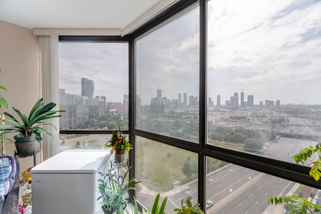 #1707-4235 Sherwoodtowne Boulevard, Mississauga - photo 32