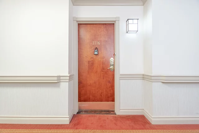#1116-100 Burloak Drive, Burlington - photo 5