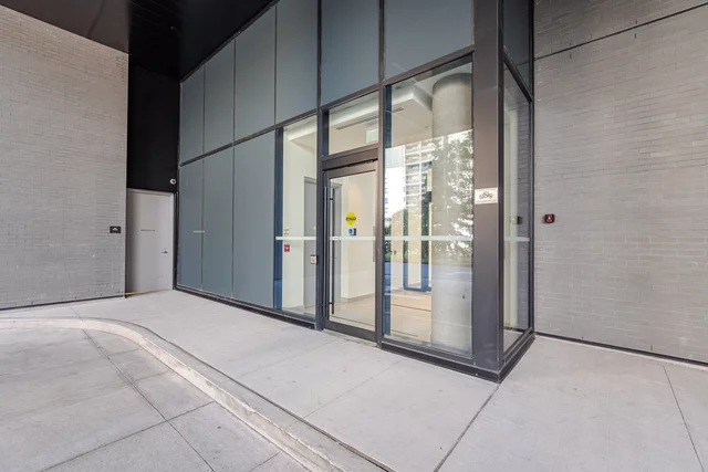 #914-86 Dundas Street East, Mississauga - photo 3
