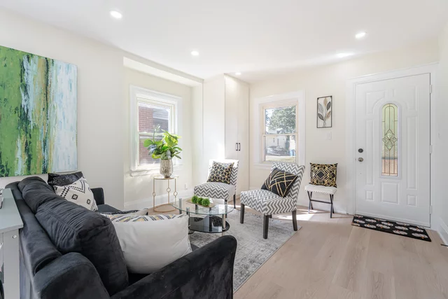 139 Gladstone Avenue, Oshawa - photo 8