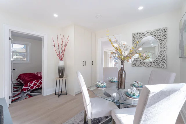 139 Gladstone Avenue, Oshawa - photo 14